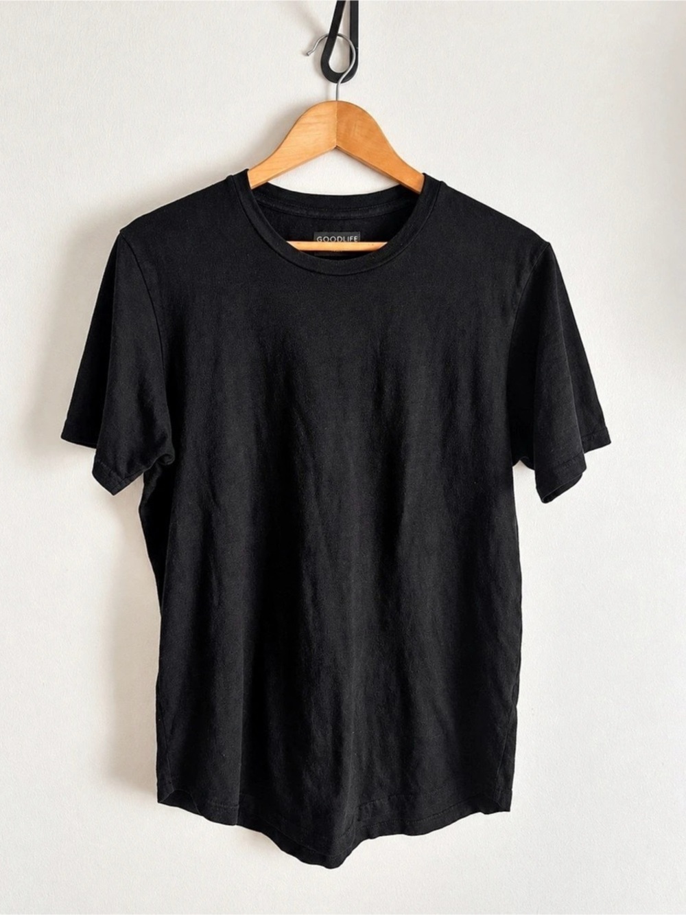 Goodlife Scallop Crew T-Shirt Men's Black Size Medium Made in USA